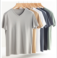 Men's silk + mercerized cotton short-sleeved T-shirt.