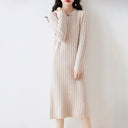 Crew neck wool knit dress