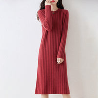 Crew neck wool knit dress