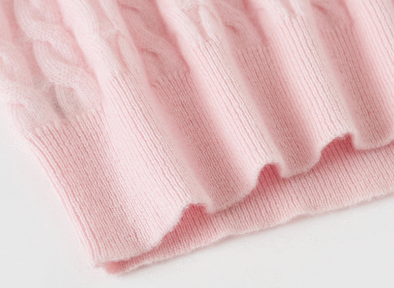 Women’s Pink Cable-Knit Cashmere Sweater